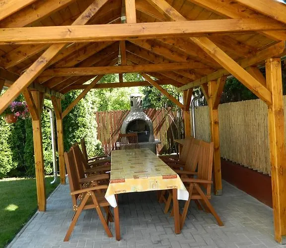 Csernai Ferienhaus *